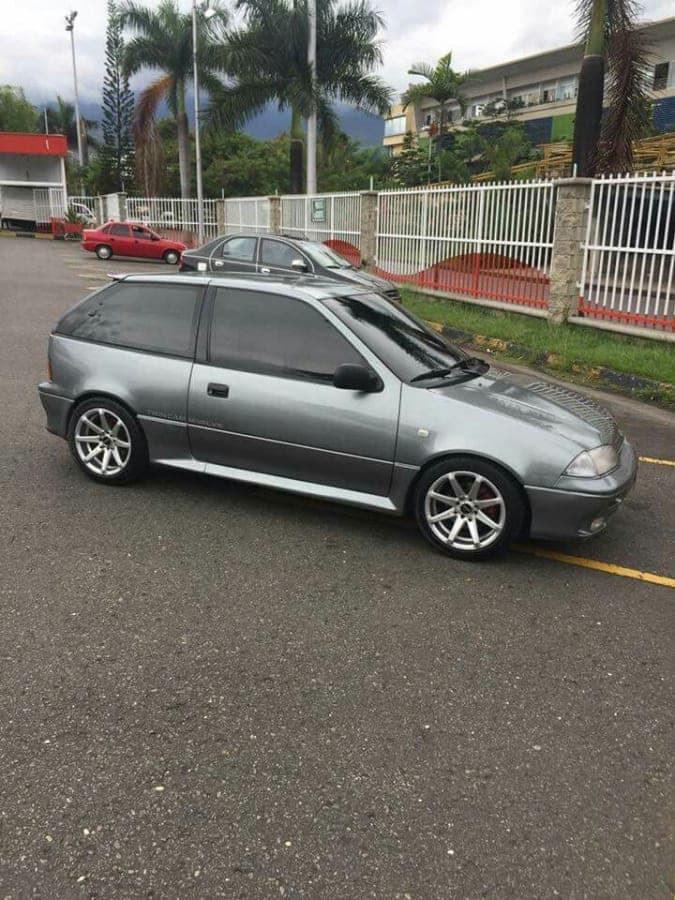 Vendo Hermoso Suzuki Swift 2022 - Impecable Estado, Único Dueño — foto 1